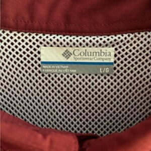 Columbia Men's Casual Button Down Shirt - Garnet